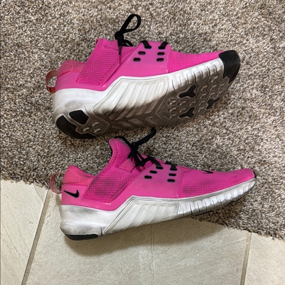 Nike Free Metcon 2 Hot Pink Women's Cross Training Shoes - Picture 4 of 5